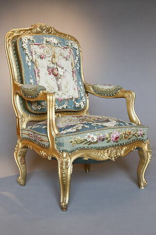 Fauteuil du salon des tapisseries de l'appartement de l'Impératrice aux Tuileries, d'un ensemble de 6 (F 574 C3 à C8)