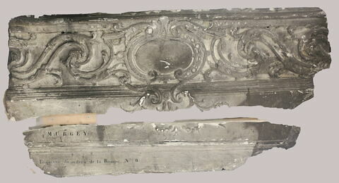 élément décoratif, fragment ; bas-relief, image 1/1