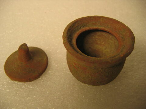 couvercle de pyxis, image 1/2
