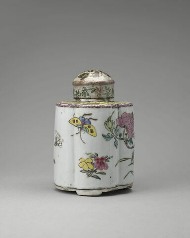 Boîte à thé en porcelaine chinoise ayant appartenu à Delacroix, image 2/4