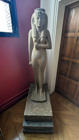 Moulage de la statue d'Amenardis du musée égyptien du Caire (JE 3420) provenant de Karnak, image 1/2
