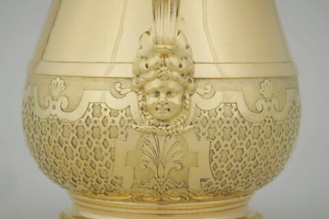 Aiguière de la toilette de la duchesse de Modène, image 6/13