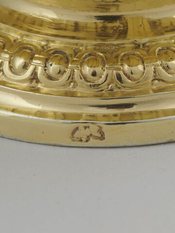 Couvercle du gobelet couvert de la toilette de la duchesse de Modène (RFML.OA.2019.46.8.1), image 3/6