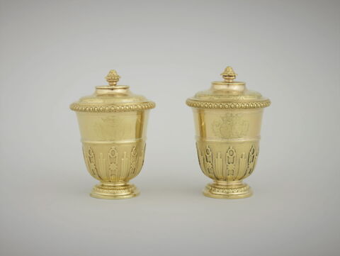 Couvercle du gobelet couvert de la toilette de la duchesse de Modène (RFML.OA.2019.46.8.1), image 5/6