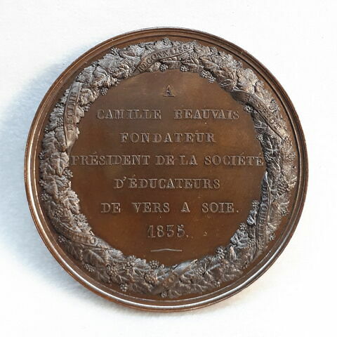 Hommage à Camille Beauvais, président de la Société d'éducateurs de vers à soie, 1835