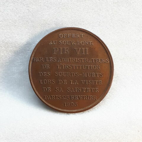 L'abbé de L'Épée, précurseur de l'enseignement spécialisé des sourds, 1801 – Médaille offerte au pape Pie VII, image 2/2
