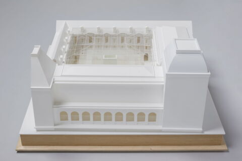 Projet architectural pour les nouvelles salles du département des Arts de l'Islam dans la cour Visconti (non retenu), image 3/5