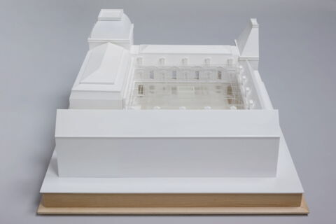 Projet architectural pour les nouvelles salles du département des Arts de l'Islam dans la cour Visconti (non retenu), image 4/5