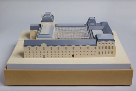 Projet architectural pour les nouvelles salles du département des Arts de l'Islam dans la cour Visconti (non retenu)