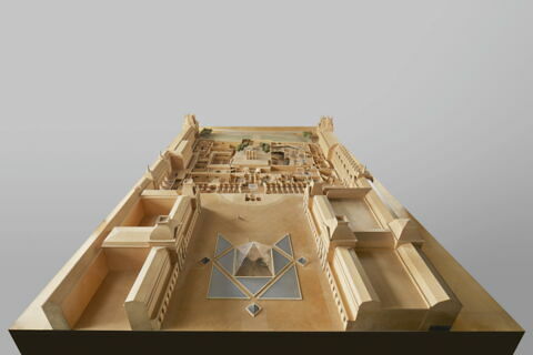 Maquette du projet d'aménagement de la zone du Carrousel du Louvre, image 2/5