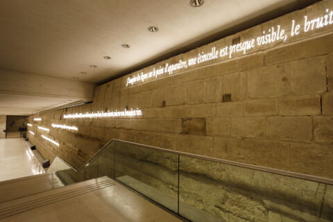 Ni apparence ni illusion. 