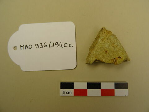 Fragment de céramique, image 1/1