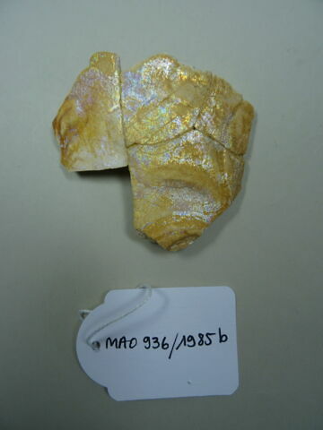 Fragment de céramique, image 2/2