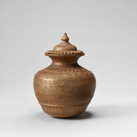 Vase à patine bronze : couvercle, image 2/13