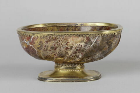 Coupe, image 5/6