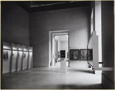 [La salle Duchâtel (doublement de la Petite Galerie, premier étage)]