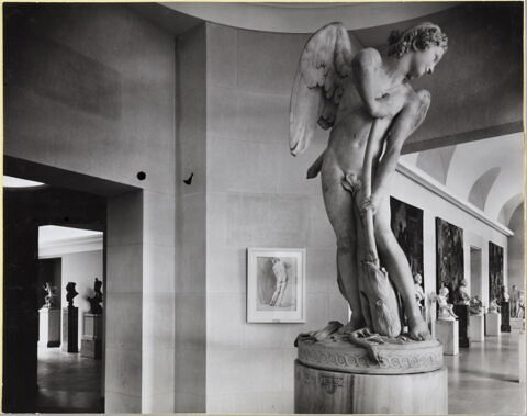 [La rotonde Bouchardon (aile de Flore, rez-de-chaussée)]