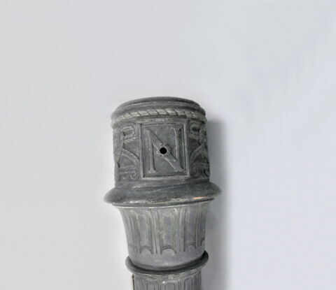 candélabre ; fût de candélabre, image 4/5