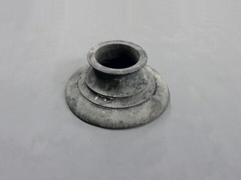 candélabre ; piédestal de candélabre