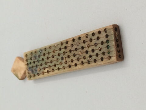 brosse, fragment, image 3/3