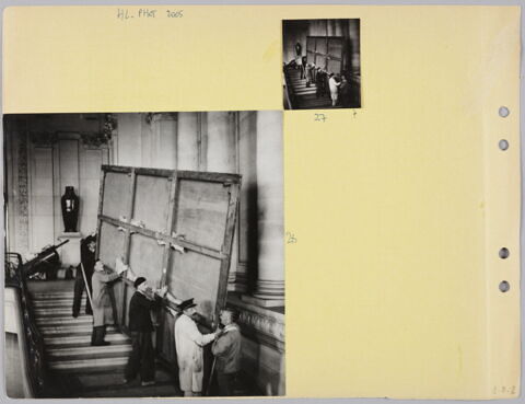 [Transport d'un tableau de grand format], image 2/2