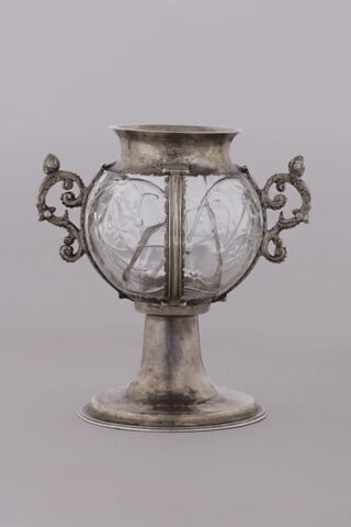 Coupe en cristal de roche, monture en argent, image 4/5