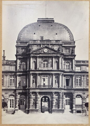 [Pavillon de l'Horloge du palais des Tuileries]