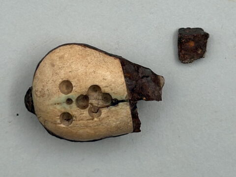 tabletterie ; couteau, fragment, image 2/2