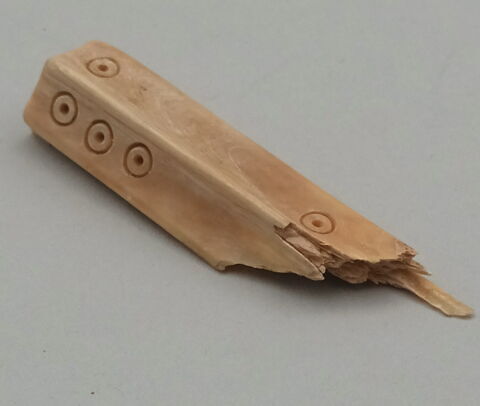 tabletterie ; accessoire personnel, boîte, étui