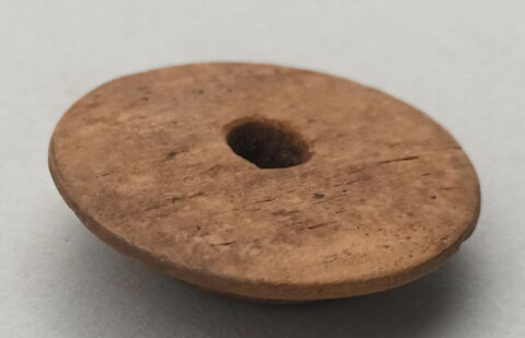 tabletterie ; bouton, image 2/4