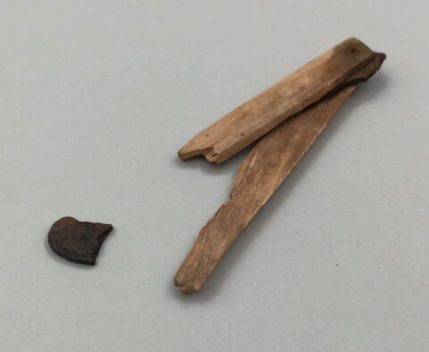 manche de couteau ; instrument de toilette, image 4/4