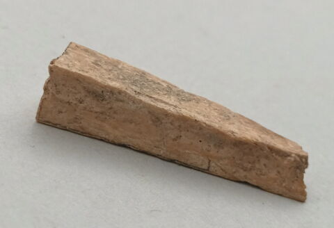 objet indéterminé, fragment, image 4/4