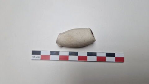 pipe, fragment, image 3/3
