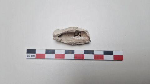 pipe, fragment