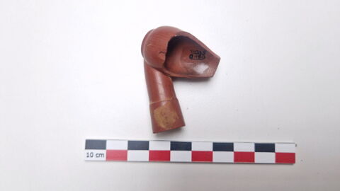 pipe, fragment