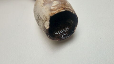 pipe, fragment, image 2/3