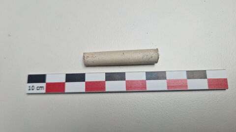 pipe, fragment, image 3/4