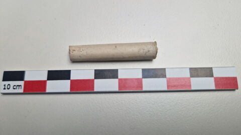 pipe, fragment, image 4/4