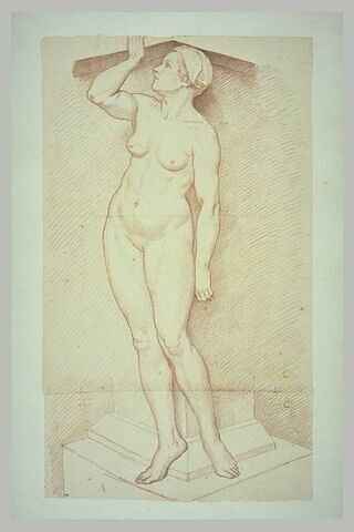 Femme nue, debout, le corps vu de face, la tête de profil, image 2/2
