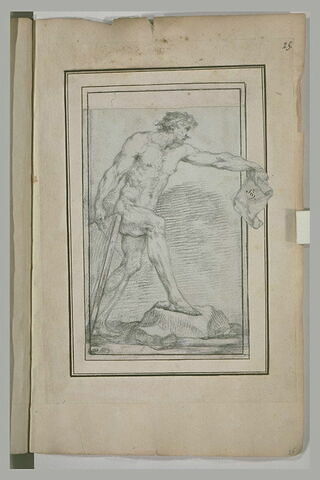Homme nu, tourné vers la droite, tenant un rouleau dans la main gauche, image 1/1