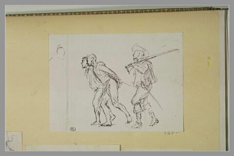 Deux prisonniers enchainés, gardés par un soldat, image 1/1