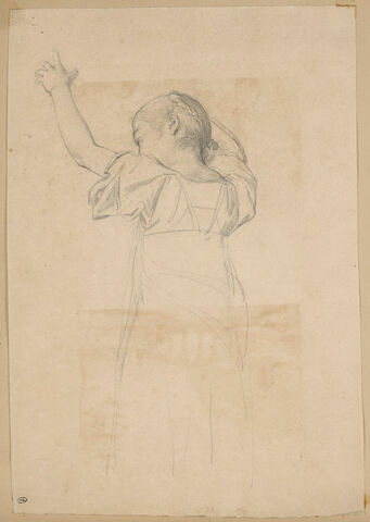 Jeune fille debout, presque de dos, levant le bras gauche, image 1/2