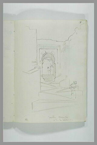Une porte monumentale et notes manuscrites, image 1/1