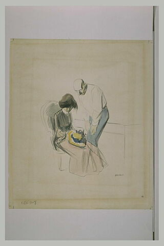 Un homme chauve debout près d'une jeune fille assise, image 2/2
