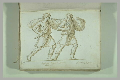 Deux hommes portant un filet et marchant vers la droite, image 1/1