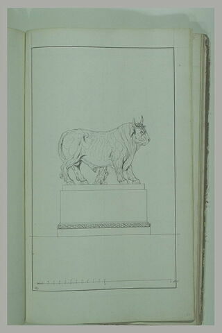 Etude d'une sculpture de taureau sur un socle, image 2/2