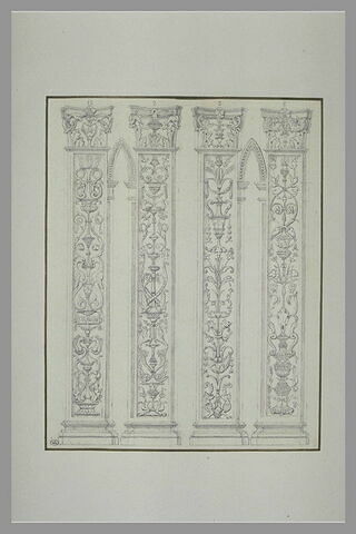 Ornements décoratifs provenant du tombeau de Louis XII