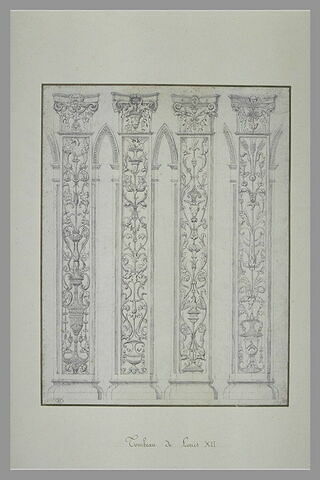 Ornements décoratifs provenant du tombeau de Louis XII