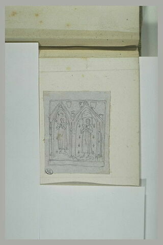 Figures priant enchassées dans une architecture gothique, image 1/1