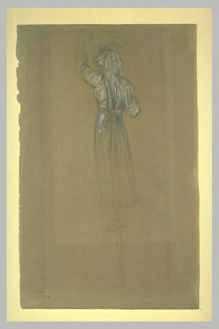 Femme, vue de dos, portant un vase sur sa tête, image 1/1